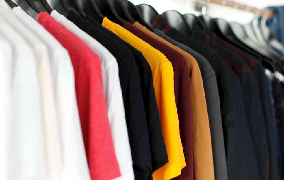 PLAN JE DA ODEĆA BUDE IZDRŽLJIVIJA: Kako modnu industriju učiniti održivom i gde završava polovna odeća?