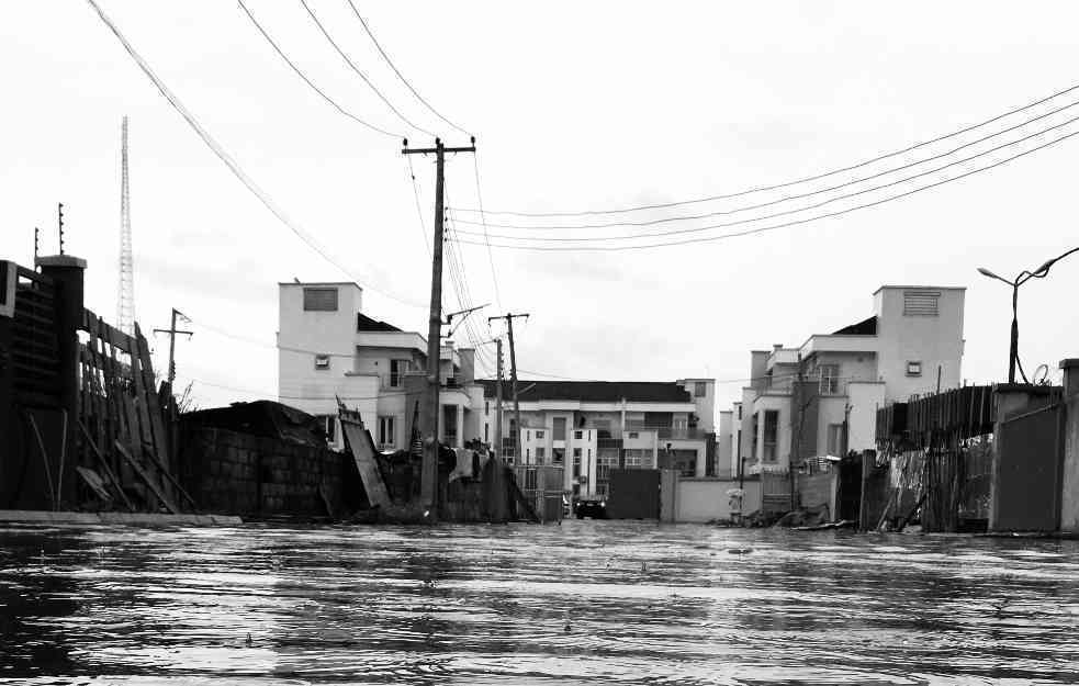 U Venecueli 15 mrtvih posle obilnih padavina i poplava