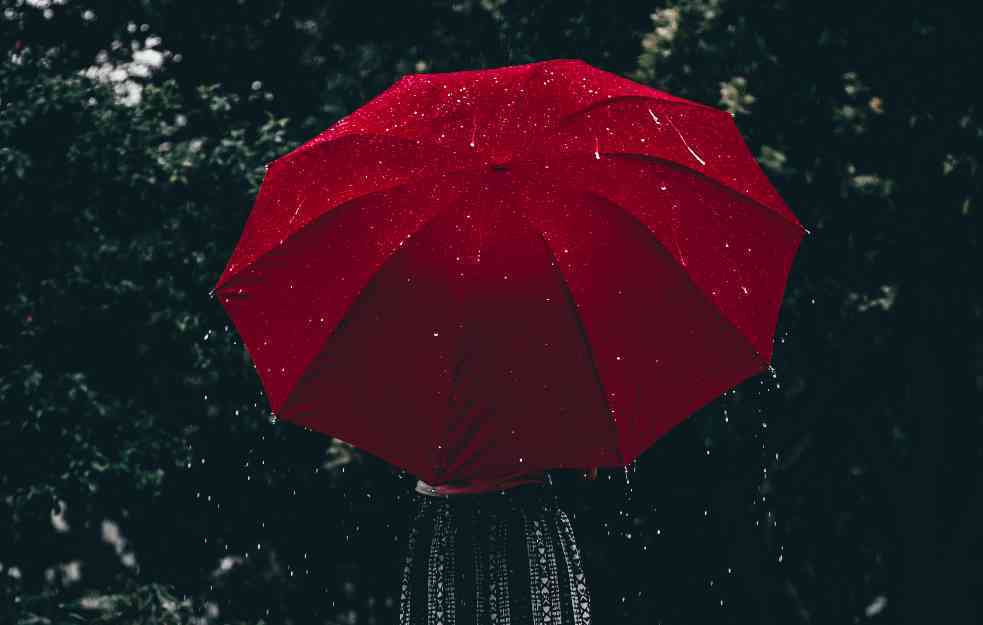 Ovaj deo Srbije pod žutim meteoalarmom: Spremite se na pljuskove sa grmljavinom