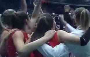 Odbojkašice razbile Brazil i osvojile drugo <span style='color:red;'><b>svetsko zlato</b></span> (FOTO)