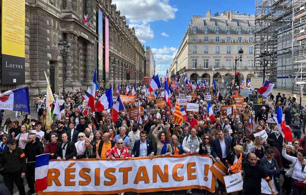 HAOS U FRANCUSKOJ : Protesti na sve strane zbog penzione reforme