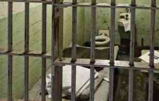 STRAVIČNO : Zatvorenik izvršio samoubistvo u Spuškom zatvoru, telo pronađeno u toaletu