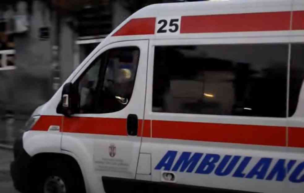 TRAGEDIJA: Devojčica (14) preminula ispred škole