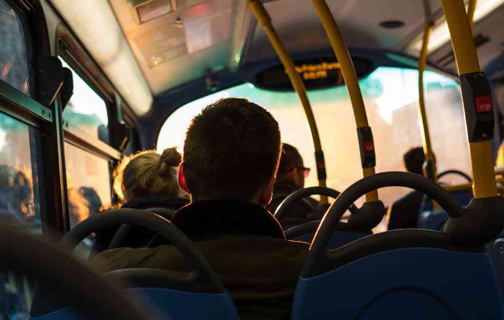 Ranjeni vozač autobusa  prevezen u Urgentni! 