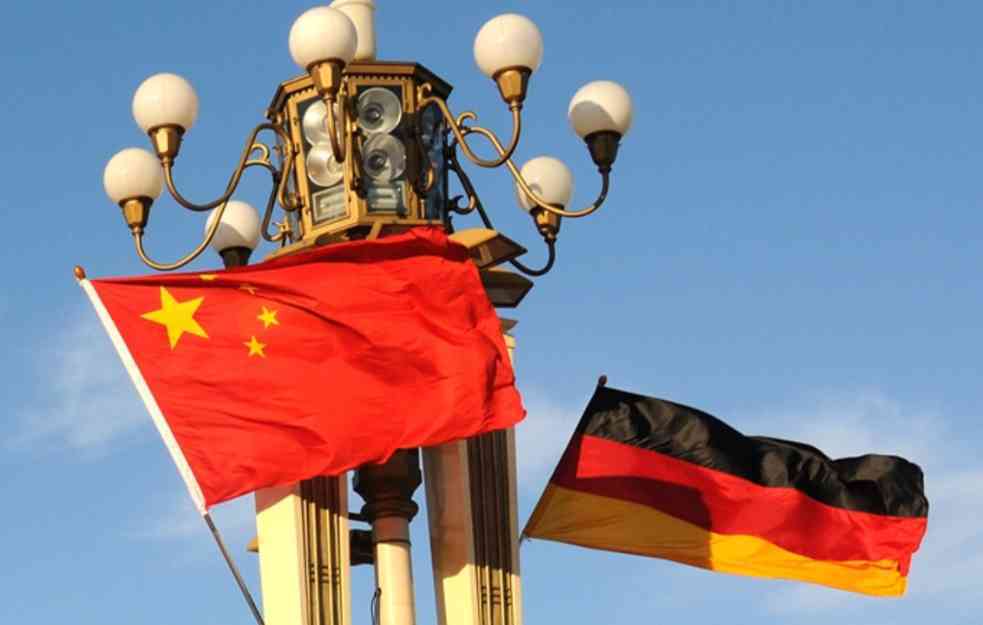 OŠTAR ODGOVOR PEKINGA: Amerika nema pravo da se meša u saradnju Nemačke i Kine