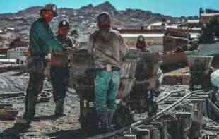 UŽASNE SCENE: Najmanje pet osoba poginulo u eksploziji u rudniku uglja u Kazahstanu