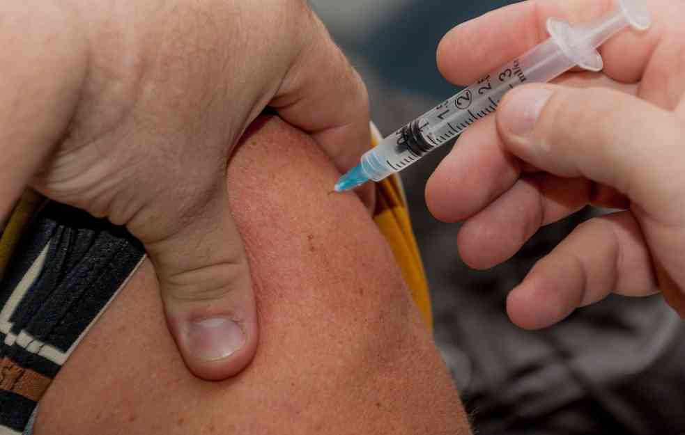 GRIP STIGAO U SRBIJU: Otkriven jedan tip, a vakcinacija je najbolja zaštita