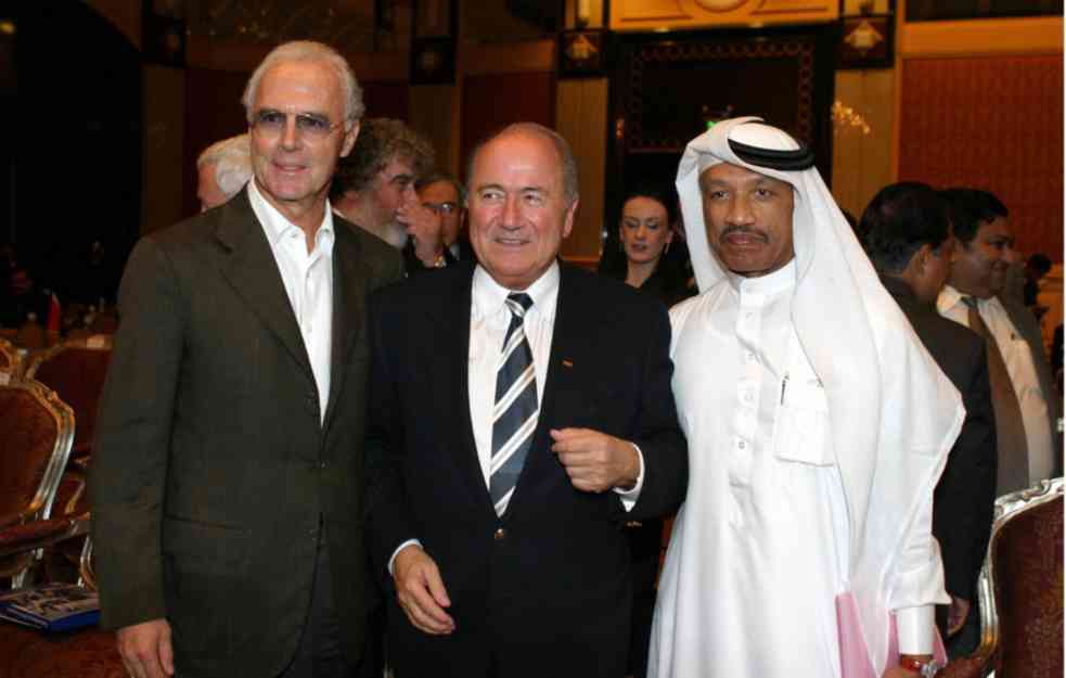 BLATER ŽESTOKO NAPAO SARKOZIJA: Svetsko prvenstvo u Kataru prodato je za 15 milijardi dolara