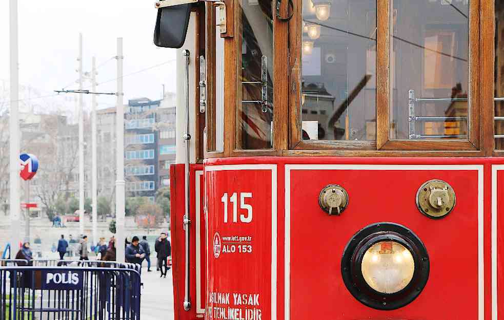 Državljanka Srbije koja je ranjena u Istanbulu je u stabilnom stanju posle intervencije