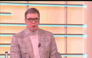 Predsednik Vučić OBJASNIO: Kada povećanje leže <span style='color:red;'><b>PENZIONERI</b></span>MA, kada ZAPOSLENIMA