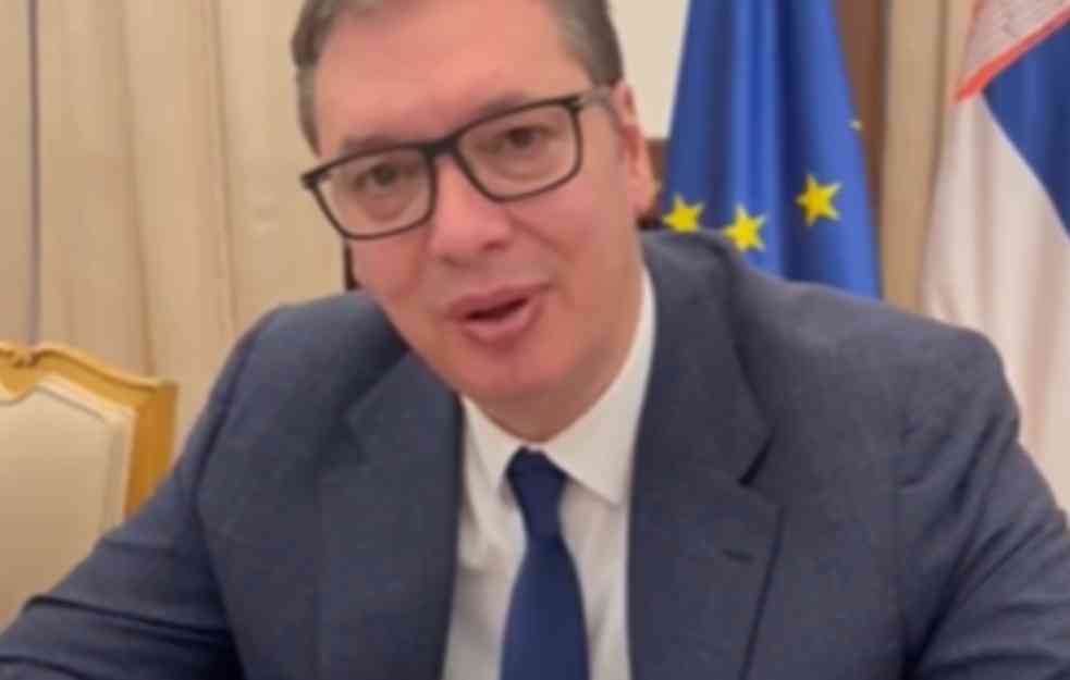 Vučić do kasno u noć razgovarao sa Srbima sa KiM (VIDEO)