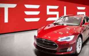 Tesla sada povlači automobile iz Kine