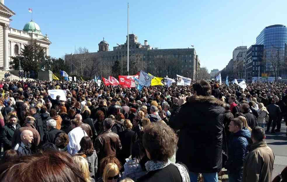 Masovni protesti prosvetara u 47 gradova, na ulicama oko 40.000 ljudi