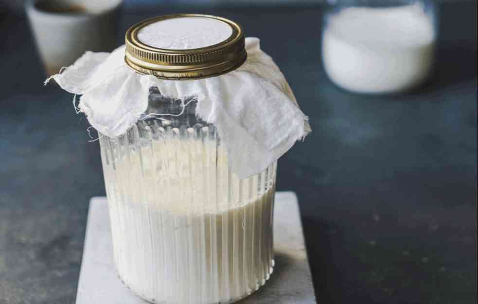 Kefir ili grčki jogurt, pitanje je sad