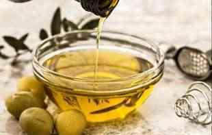 JESTE SKUPO ALI SE ISPLATI: Zašto bi trebalo da koristite maslinovo ulje svakog dana?
