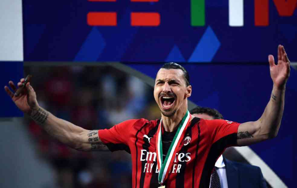 Ibra oduševljen poklonom koji je dobio (FOTO)