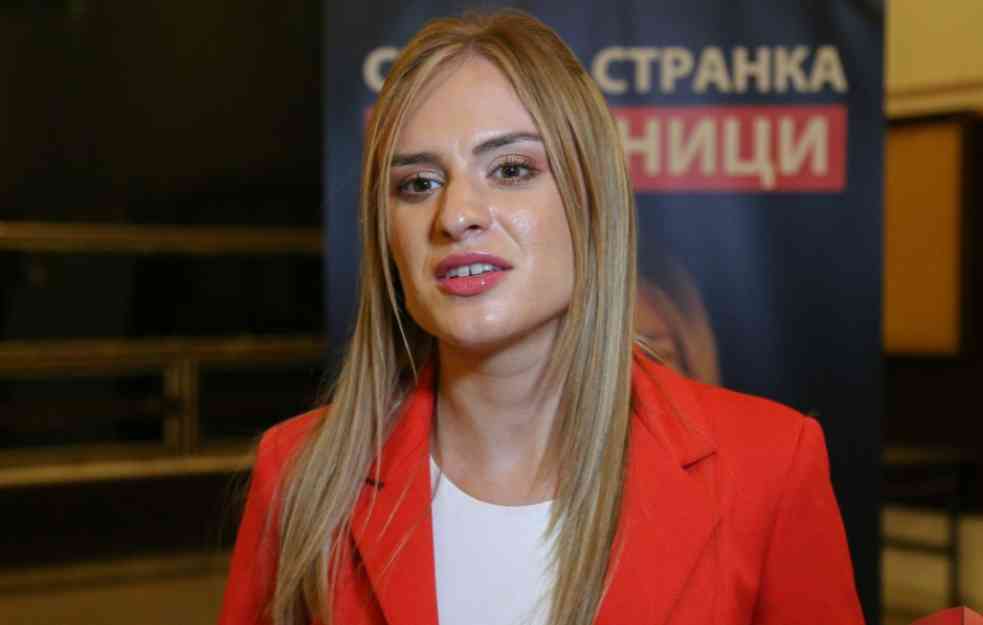 NEĆETE VEROVATI: Ova glumica je rođena sestra Milici Zavetnici