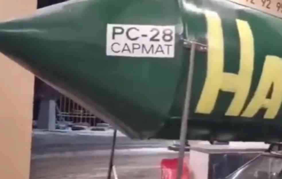 “RAKETA” KOD AMERIČKE AMBASADE: Rus je parkirao, policija reagovala (VIDEO)