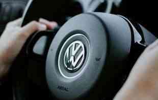 Šef <span style='color:red;'><b>Volkswagen</b></span>a dobio otkaz zbog softvera
