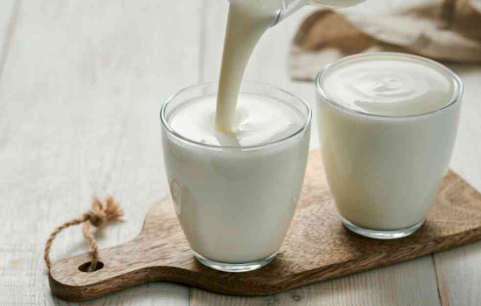 SAVET NUTRICIONISTE: Kada je dobro da pijete jogurt, a kada treba da ga izbegavate?