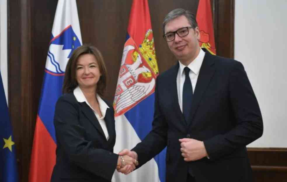 VUČIĆ SA TANNJOM FAJON: Obavestio sam je o situaciji na KiM i zahvalio na podršci Slovenije evropskom putu Srbije