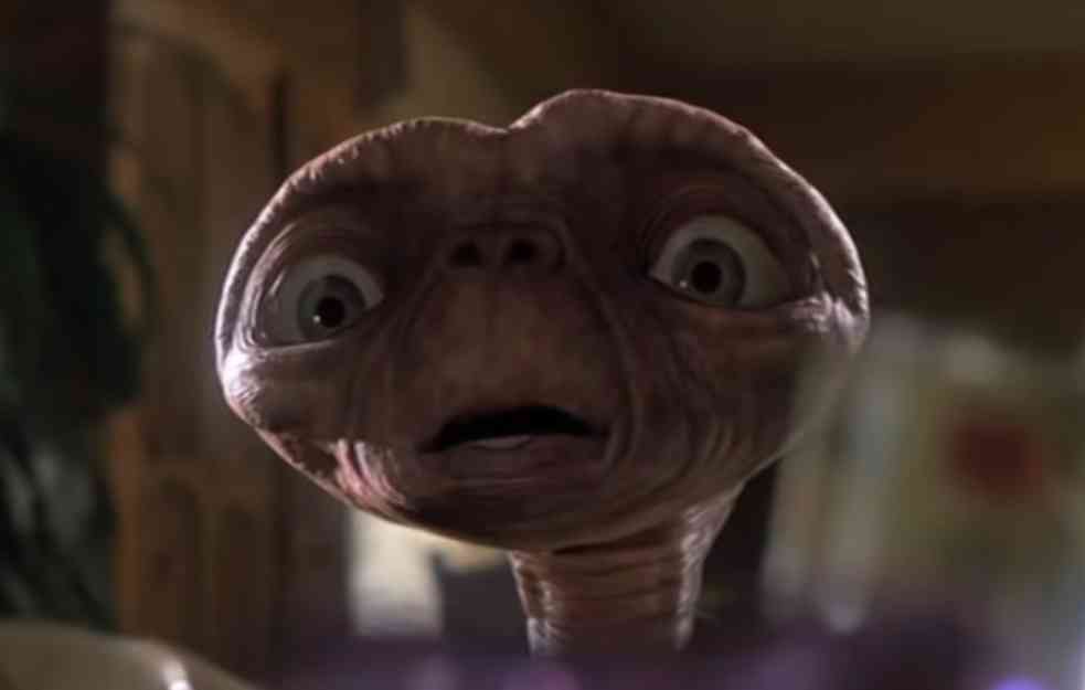Originalni E.T. vanzemaljac prodat za 2,6 miliona dolara