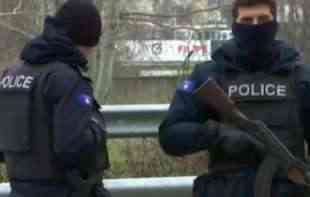 KOSOVSKA POLICIJA IZVESTILA : Kod policijske stanice u Severnoj Mitrovici eksplodirale dve <span style='color:red;'><b>šok bombe</b></span>