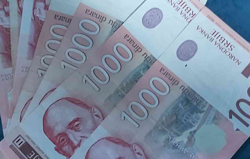 DRŽAVA DAJE JOŠ 5.000 DINARA Prijava kreće od 4. januara