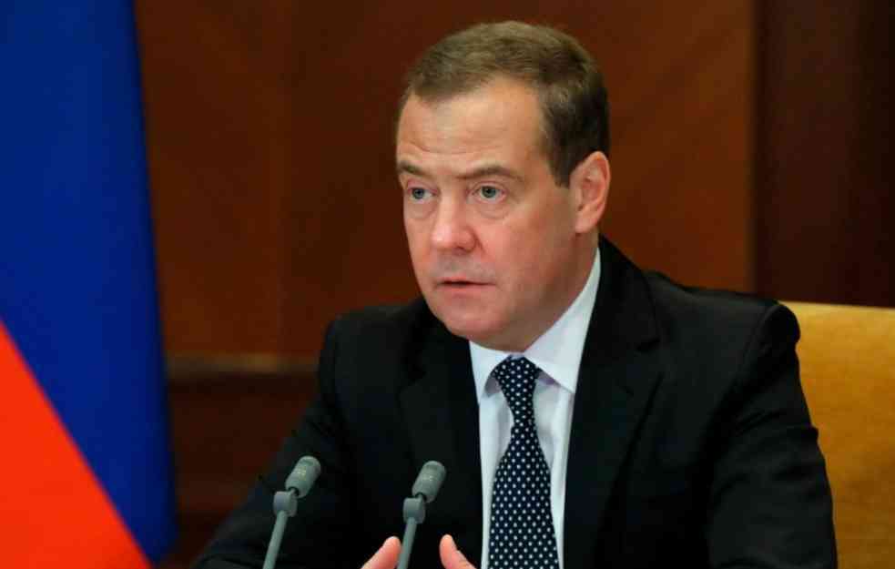 MEDVEDEV: Rusija ne ostavlja svoje na cedilu