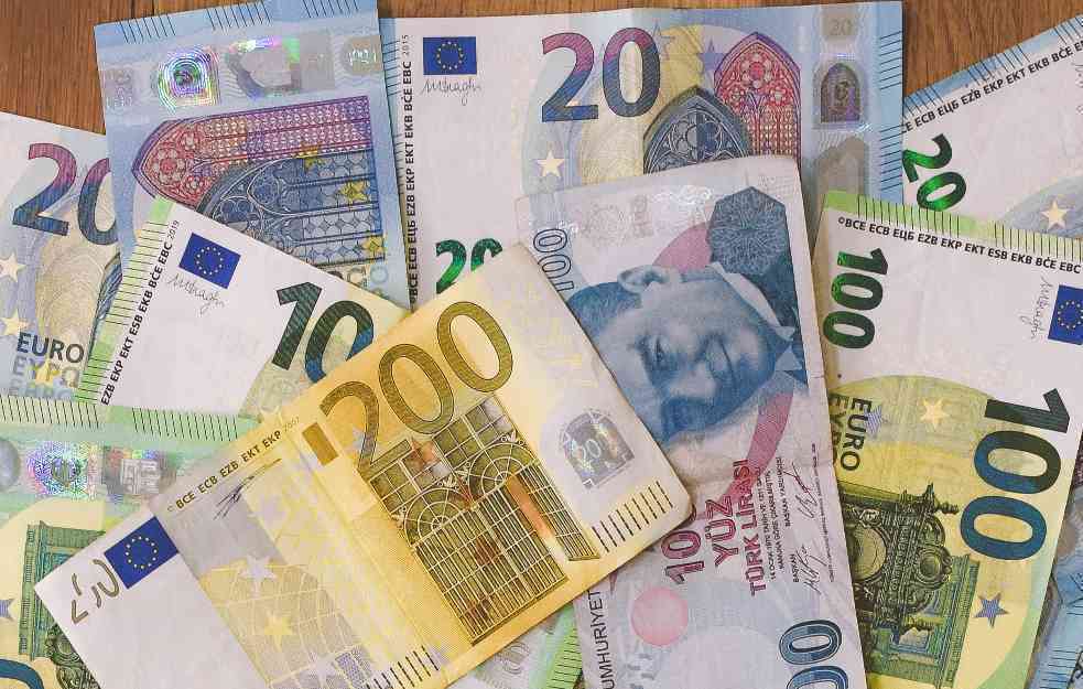Javni dug Srbije u novembru bio veći od 32 milijarde evra