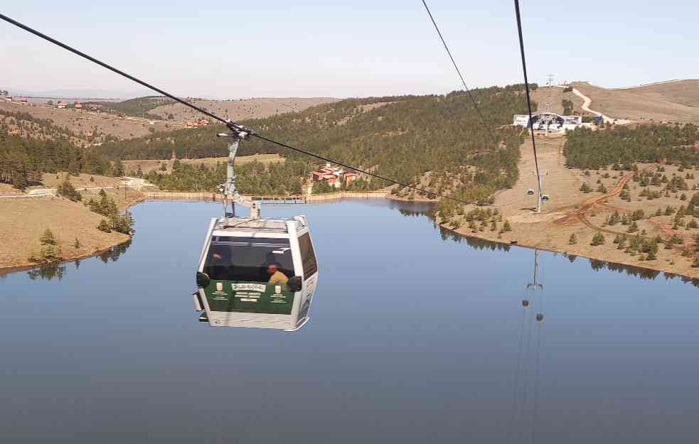 Ko ide na Zlatibor za praznike ovo treba da zna: Zlatna gondola izmenila režim rada