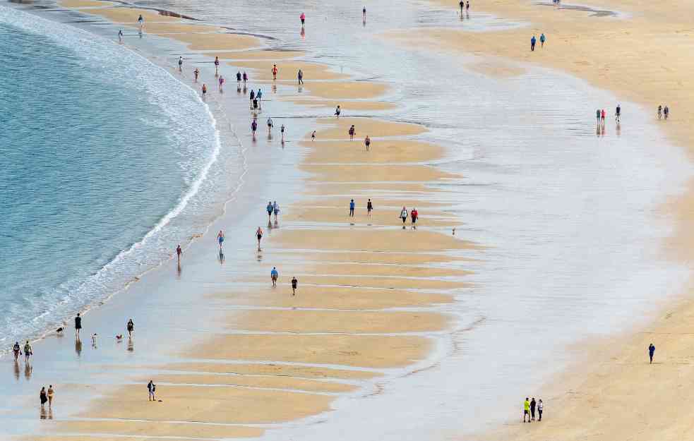 Španci udarili na duvanske kompanije, morjau da finansiraju čišćenje ulica i plaža od opušaka