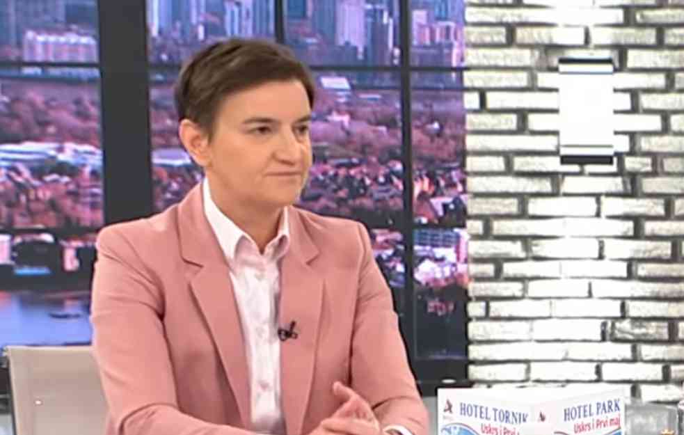 DEO OPOZICIJE NAPUSTIO SKUPŠTINU : Brnabić spomenula strane službe