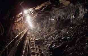 STOTINE SPASILACA U AKCIJI: Nastavljena potraga za rudarima zarobljenim u rudniku zlata