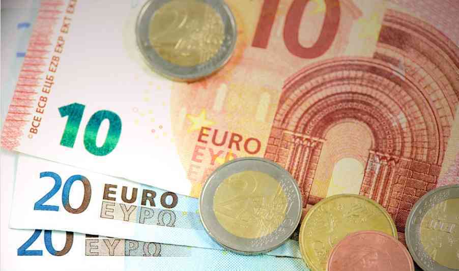 Kurs evra u ponedeljak 117,37 dinara