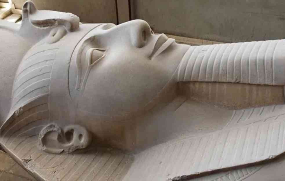 VAŽNO ARHEOLOŠKO DOBRO: Švajcarska vratila Egiptu deo statue Ramzesa Drugog