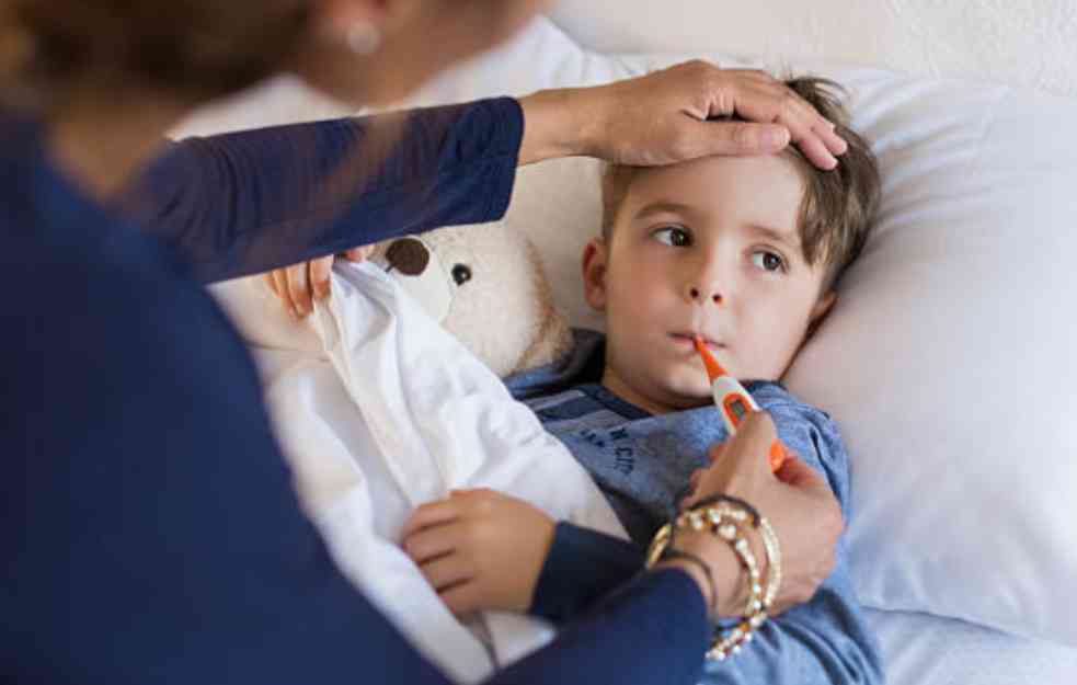 Šta ako dete POVRATI lek i kako pravilno da ga date: Roditelji najčešće prave dve GREŠKE