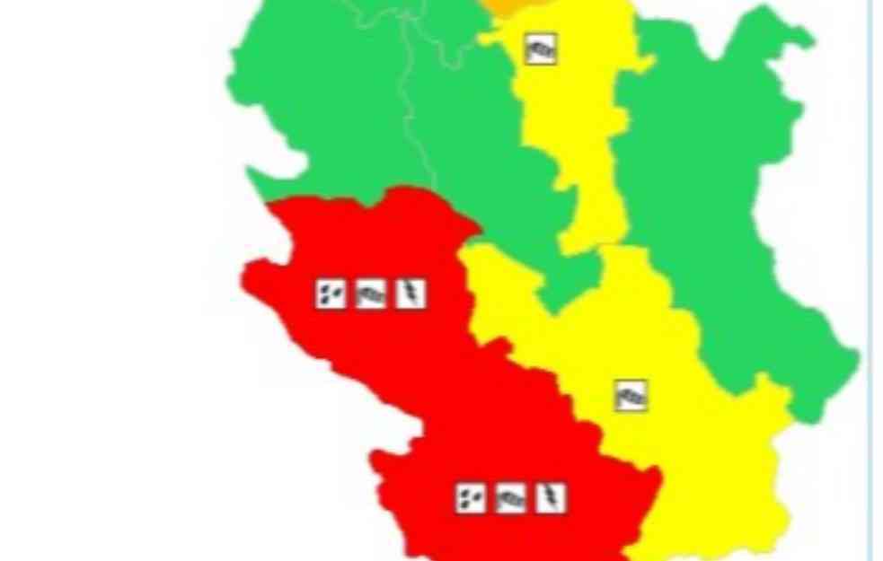 Crveni meteoalarm: Biće opasno, udaraće oluja. Moguć i potop