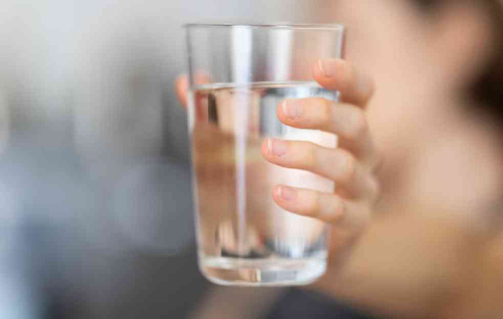 Hladna ili voda sobne temperature - koja je bolja za zdravlje?
