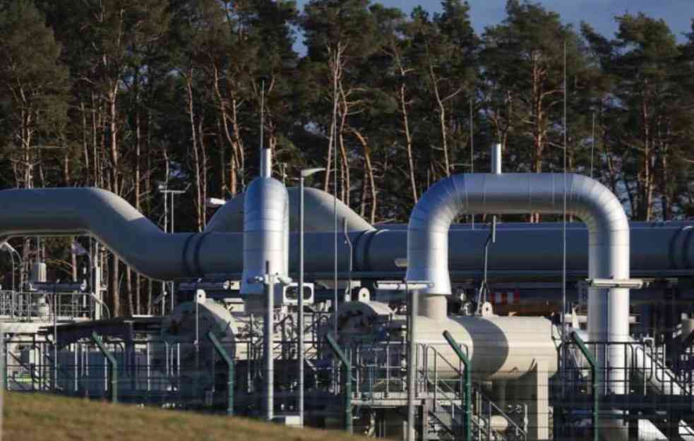 RUSI ISPORUČUJU GAS PREKO UKRAJINE