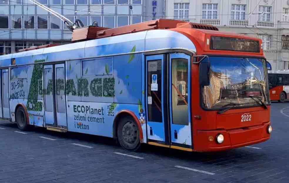 Prve reči vozača trolejbusa posle nesreće na Plavom mostu, UDARIO GA AUTO