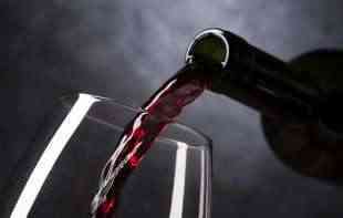 OVO SIGURNO NISTE ZNALI: Zanimljive prednosti uticaja crvenog vina na kožu