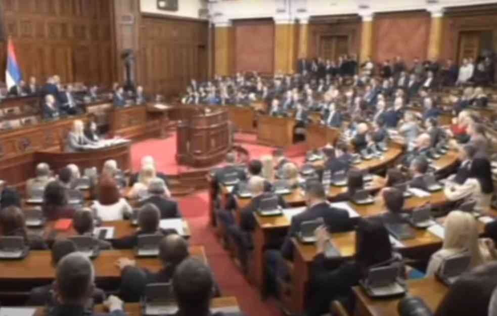 USVOJENO: Roditeljski dodatak od 500.000 za prvo do 3,18 miliona dinara za četvrto dete