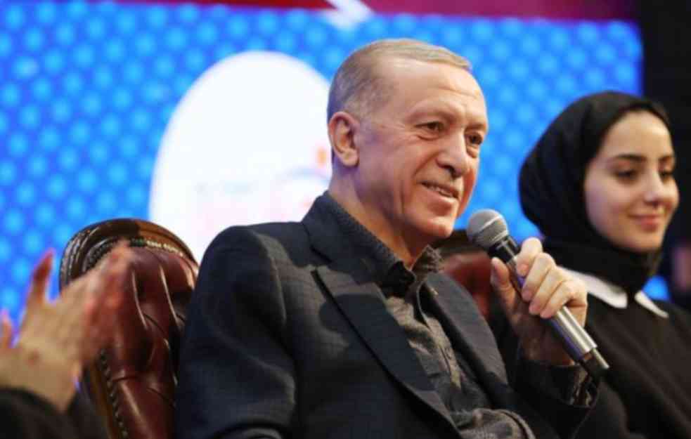 Erdogan preti Zapadu: Platićete visoku cenu za zatvaranje konzulata