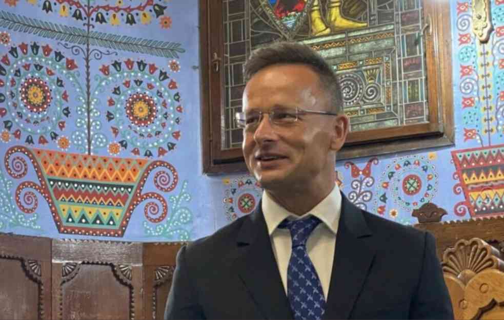 SIJARTO: Poljaci su licemeri, nas kritikuju, a oni tajno trguju sa Rusima
