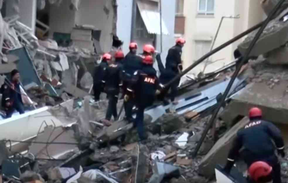 Turska: Žena spasena iz ruševina sedam dana posle zemljotresa