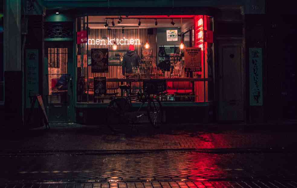 Amsterdam zabranjuje marihuanu u čuvenoj Četvrti crvenih fenjera