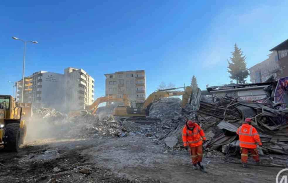 IMALA OGROMNU SREĆU: Žena spasena čak 122 sata posle zemljotresa