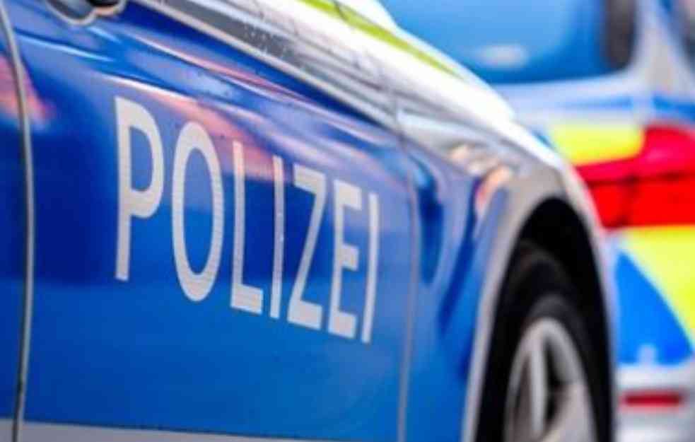 UŽAS: Napadač zapalio ženu u tramvaju i pobegao