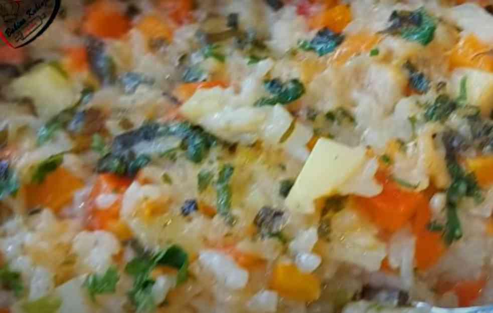 PREDAH OD MESA: Najukusniji pirinač sa povrćem (RECEPT+VIDEO)